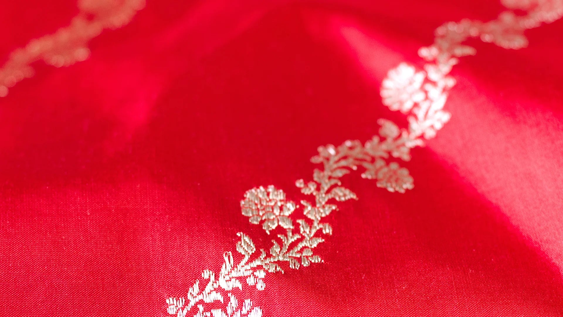 Red Kadhua Benarasi Silk Saree