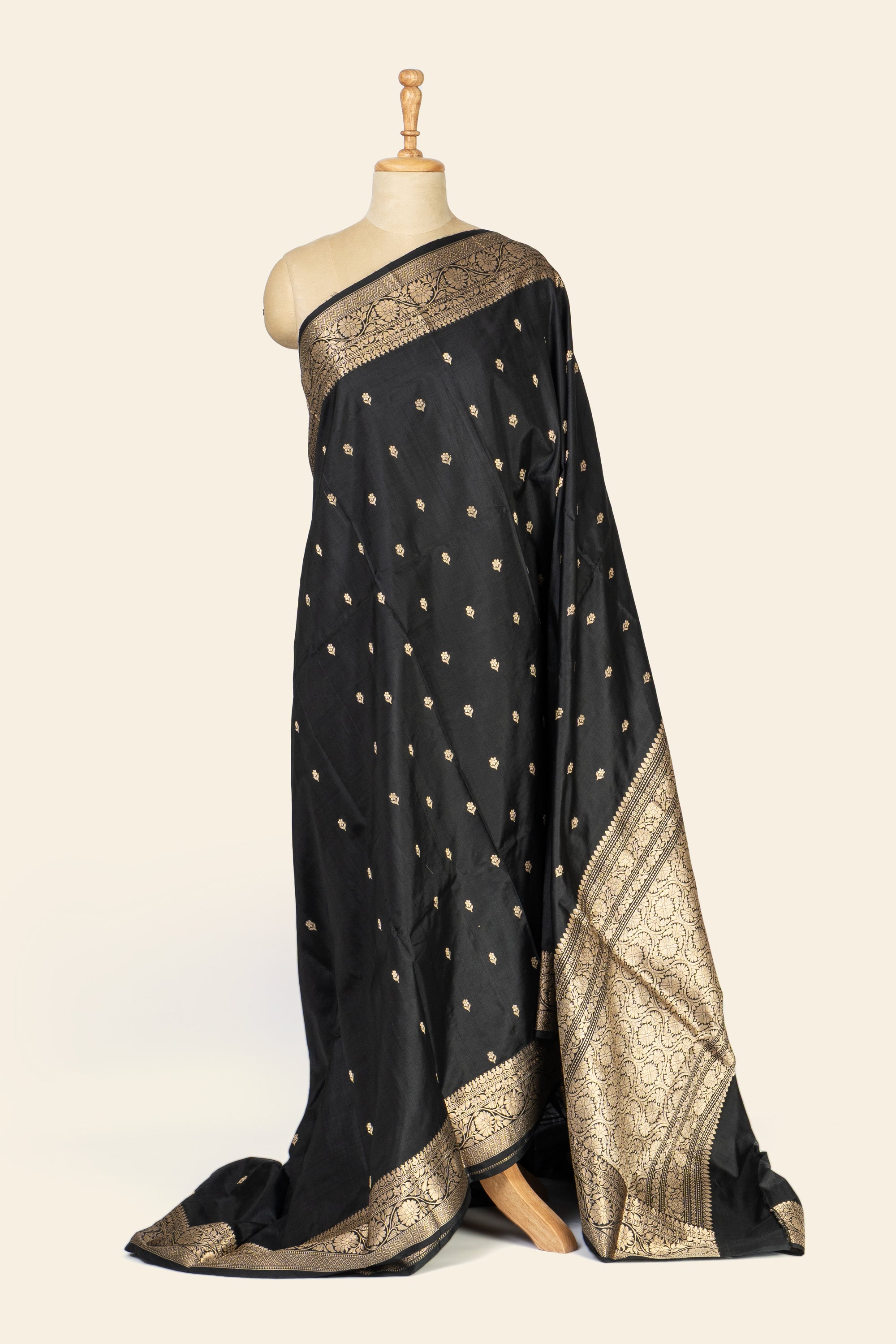 Black Kadhua Benarasi Silk Saree