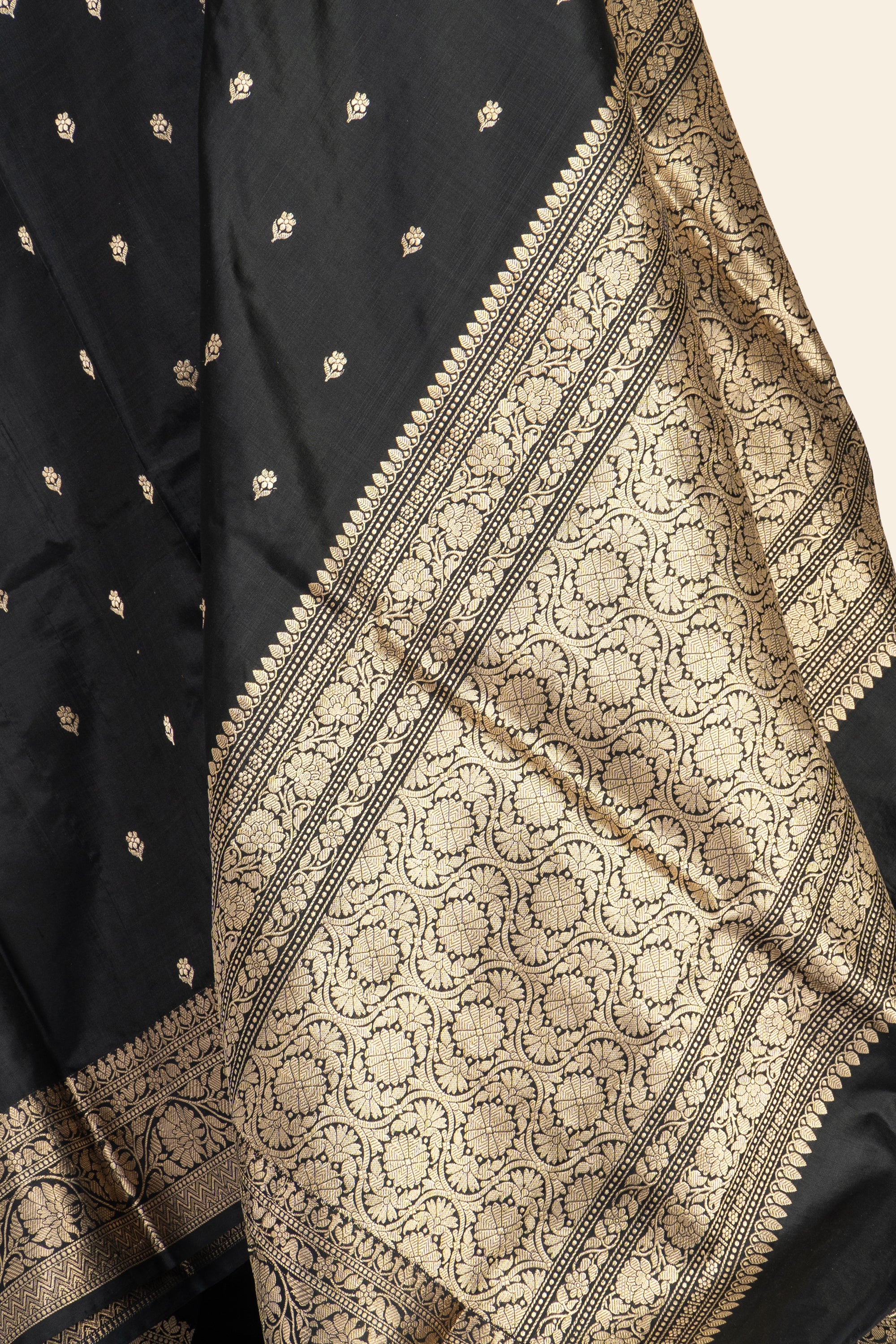 Black Kadhua Benarasi Silk Saree
