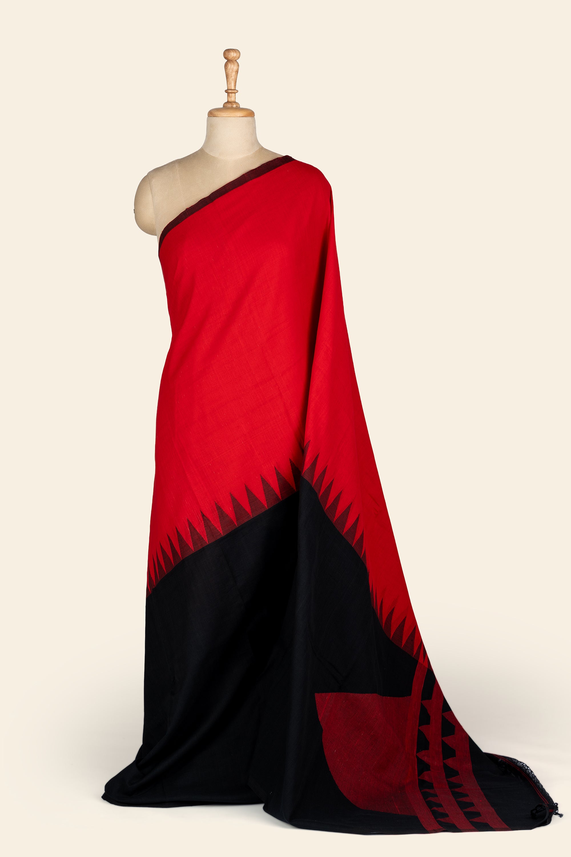 Red and Black Bengal Jamdani Pure Cotton Saree