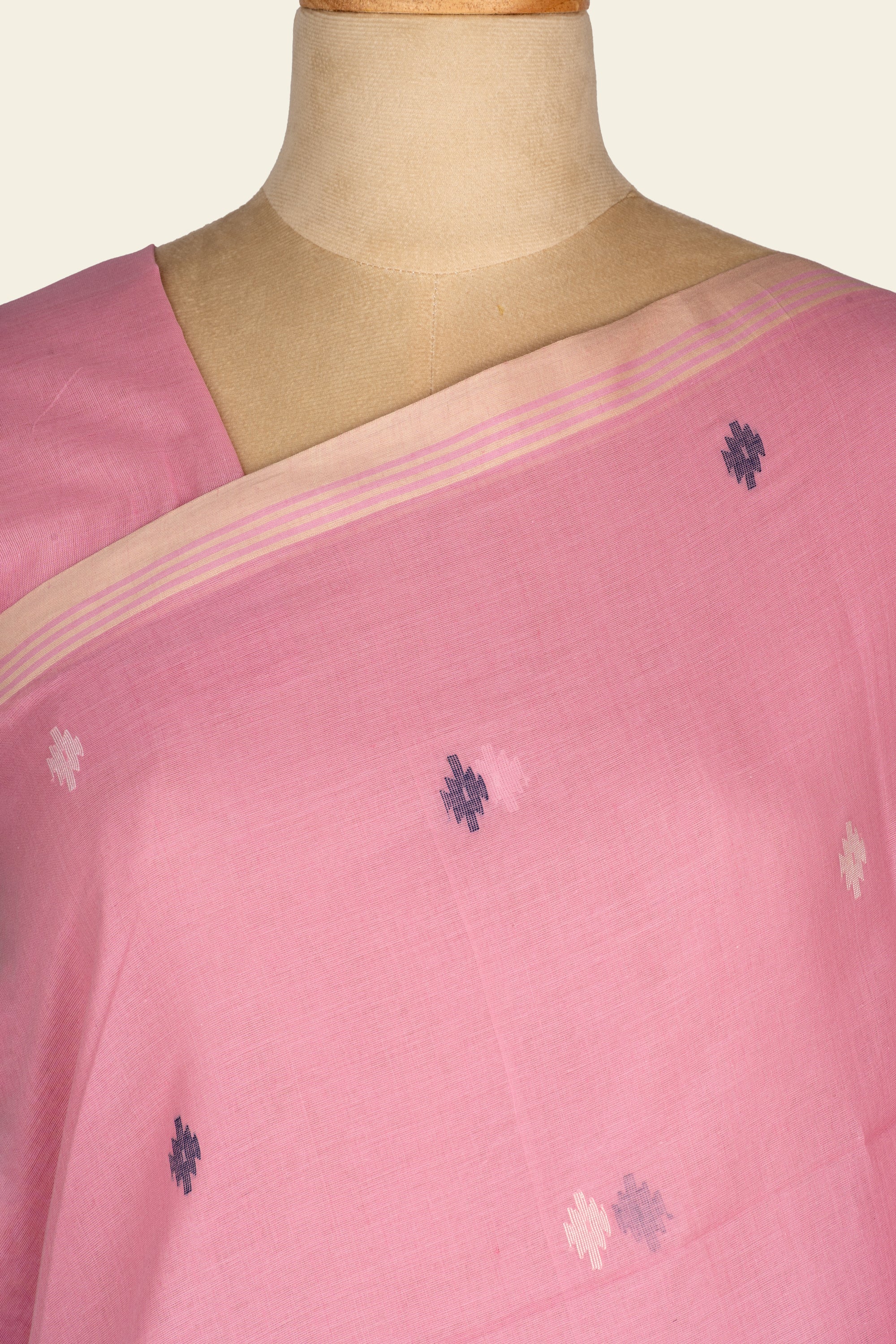 Pink Handwoven Floral Jamdani Bengal Cotton Saree