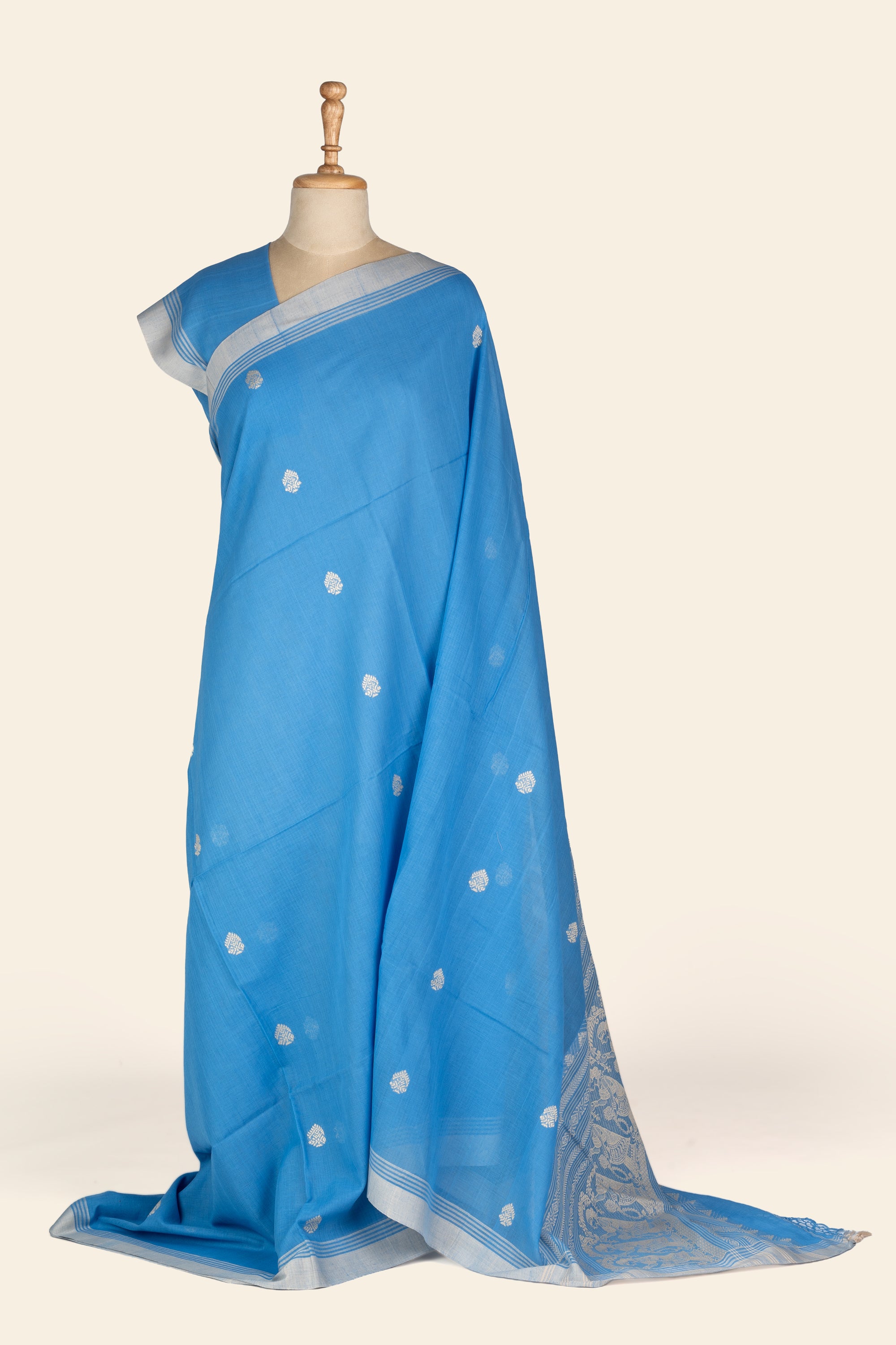 Powdered Blue Baluchuri Handwoven Bengal Cotton Saree