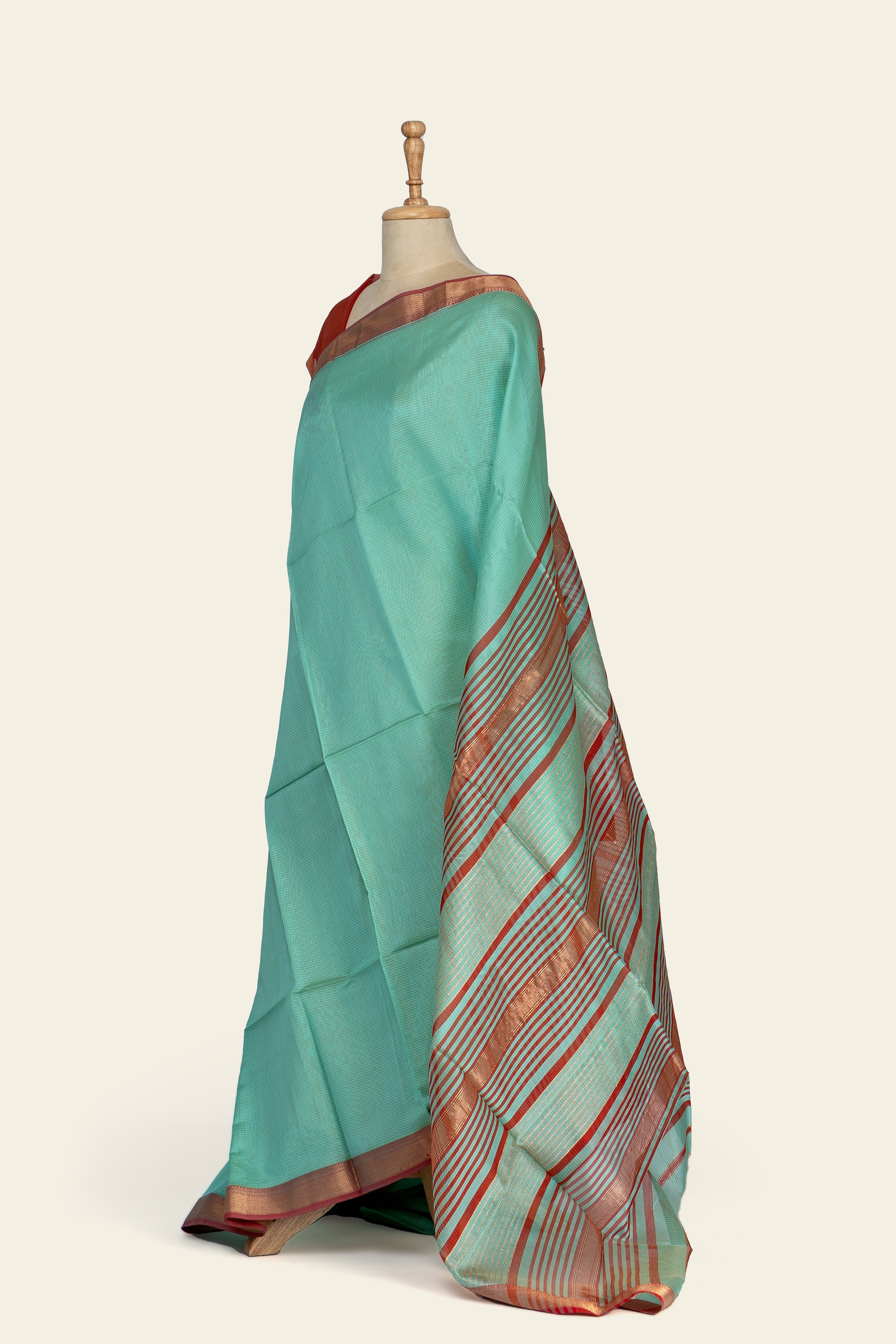Ice Blue Dobby Design Maheshwari Silk Cotton Saree