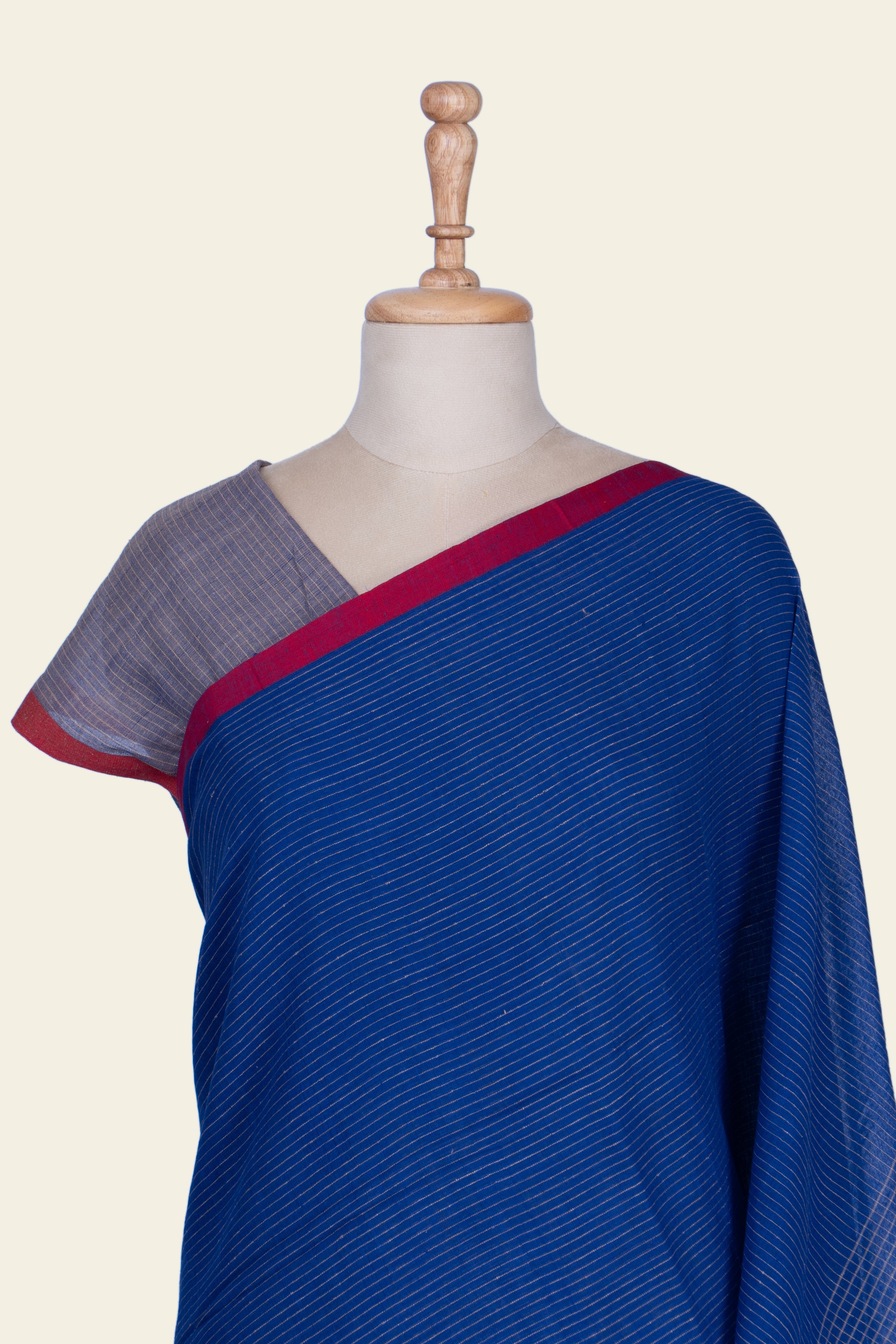 Blue and Red Checks Handwoven Bengal Cotton Saree
