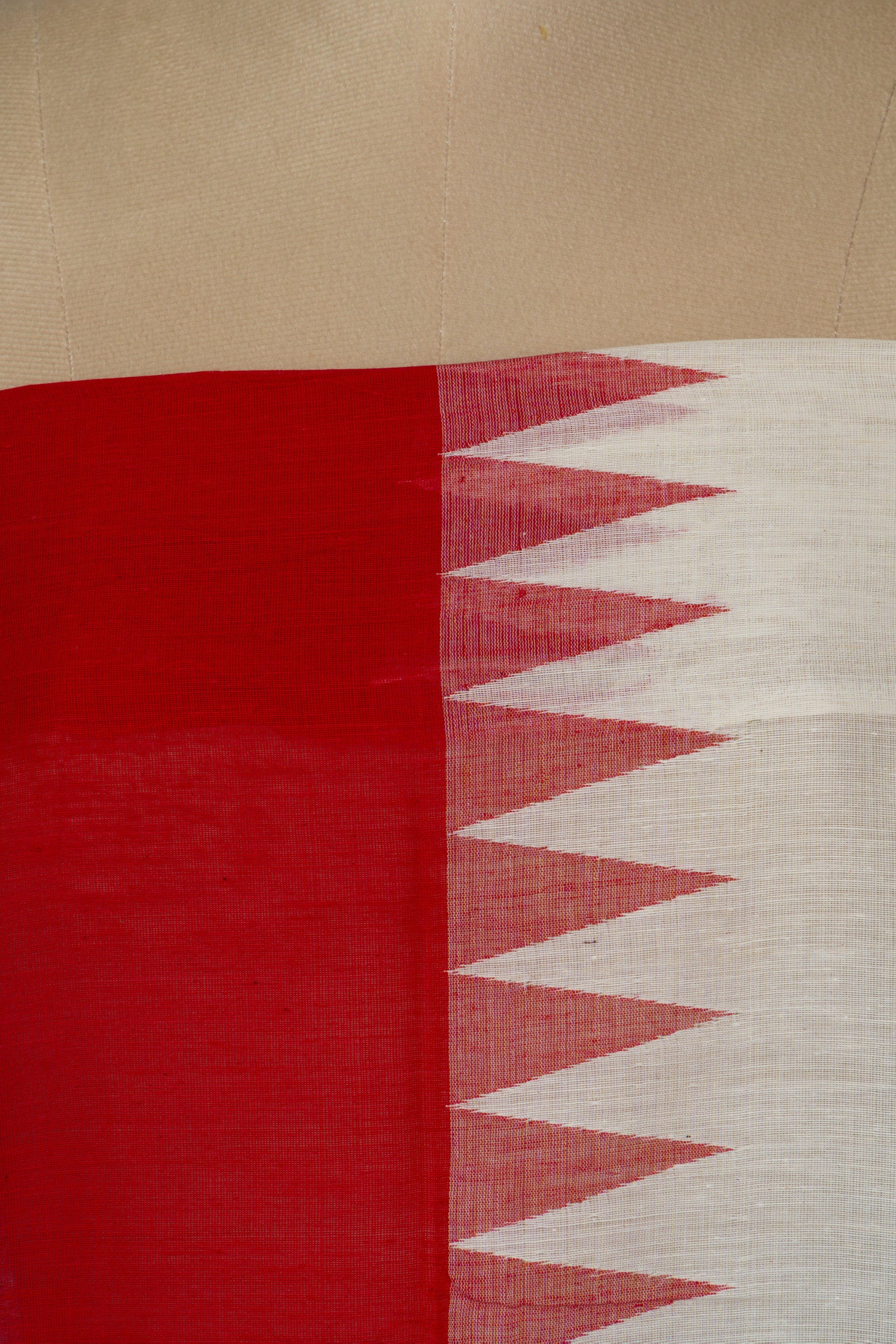 Off White and Red Bengal Jamdani Cotton Saree