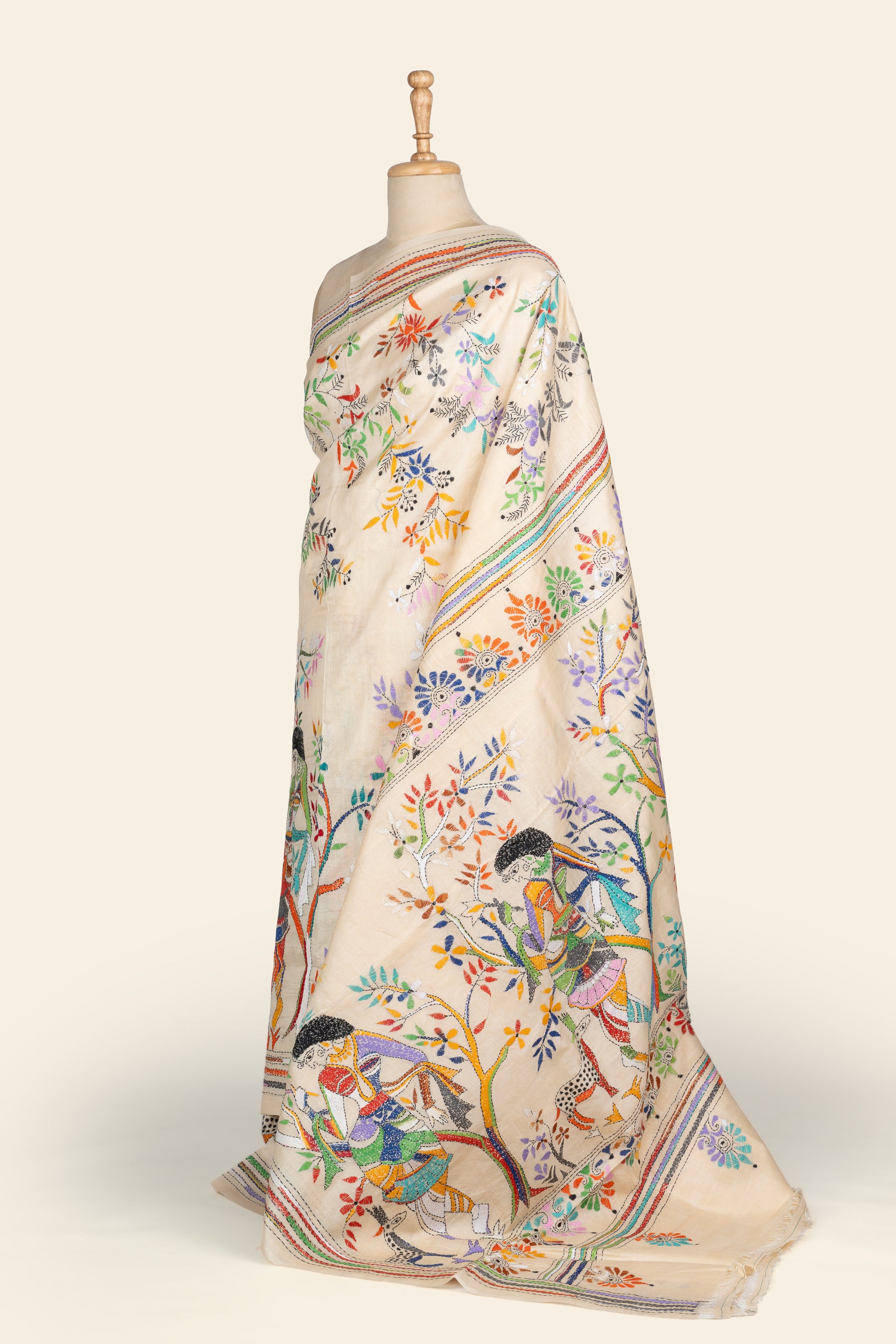Beige Shakuntala Bengal Kantha Stitch Tussar Silk Saree