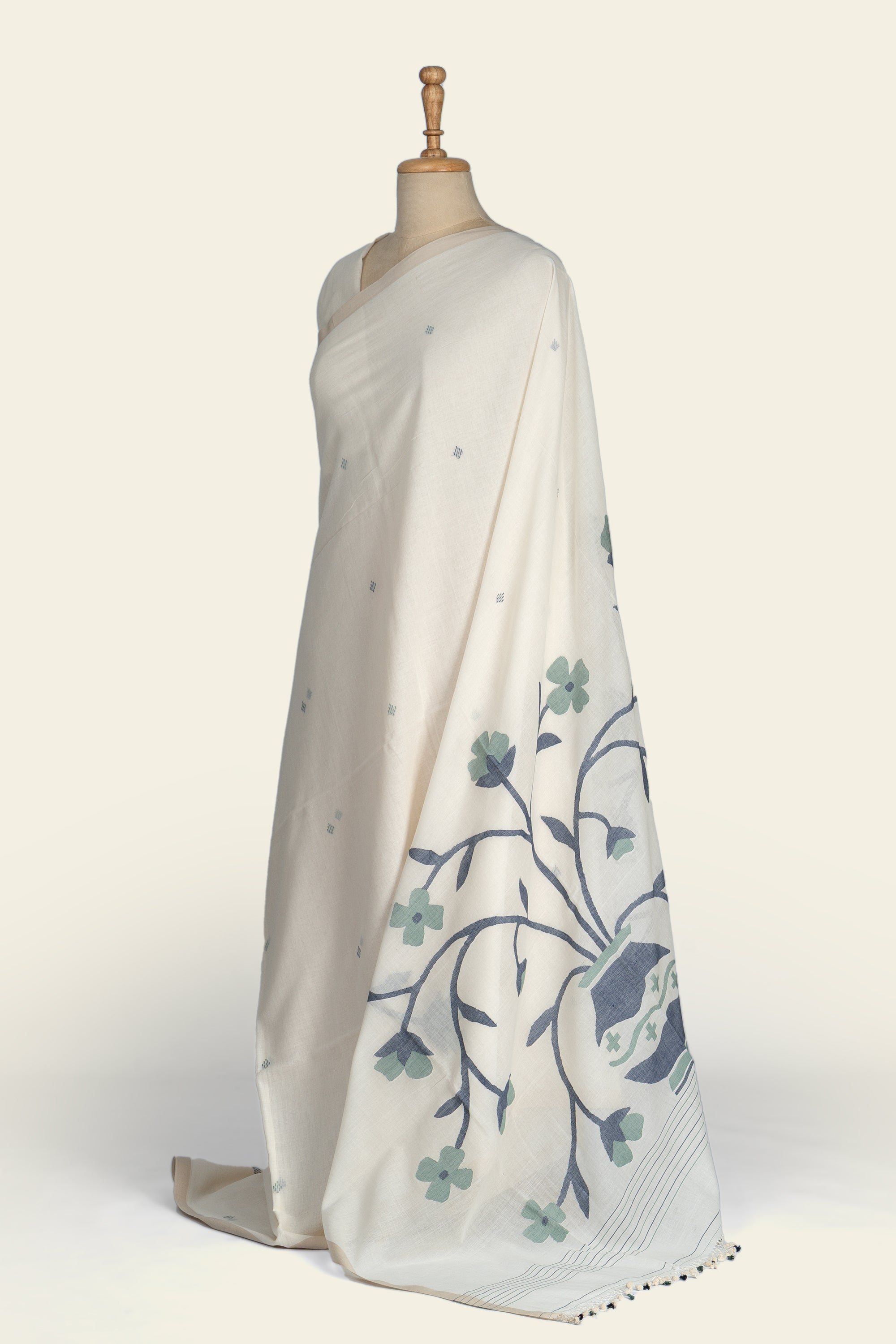 Frosty White Bengal Jamdani  Cotton Saree