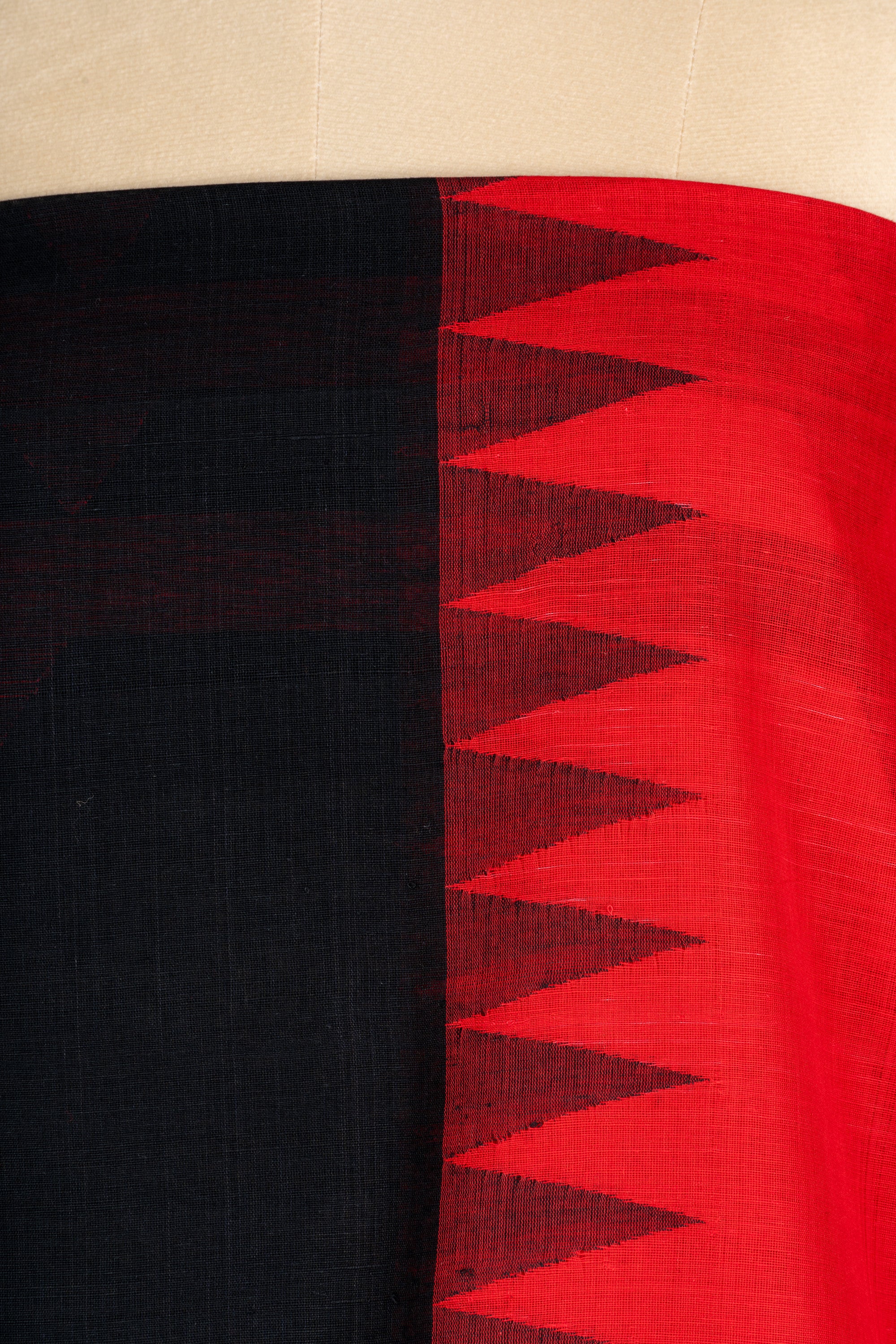 Red and Black Bengal Jamdani Pure Cotton Saree