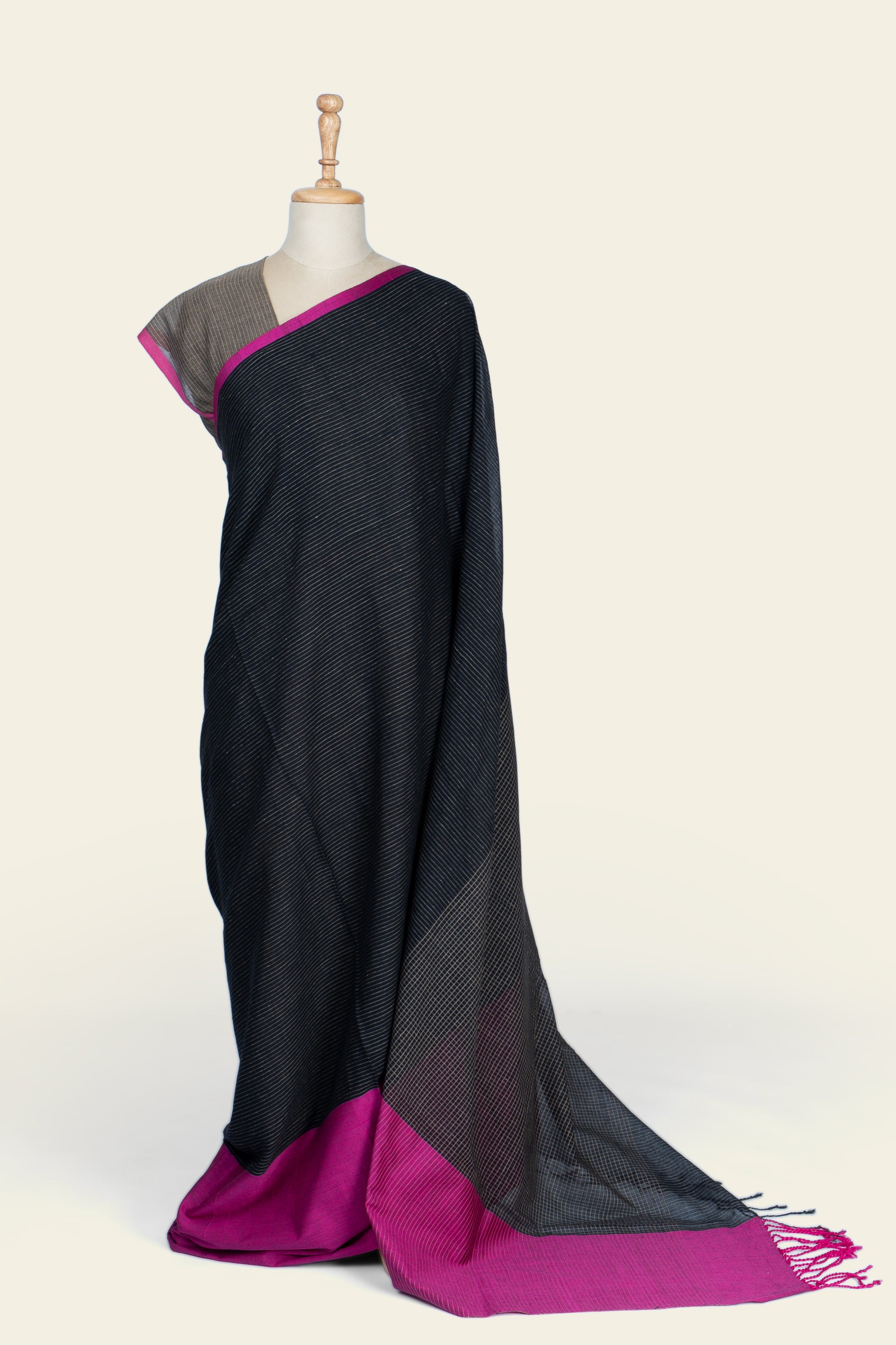 Black and Pink Checks Handwoven  Bengal Cotton Saree