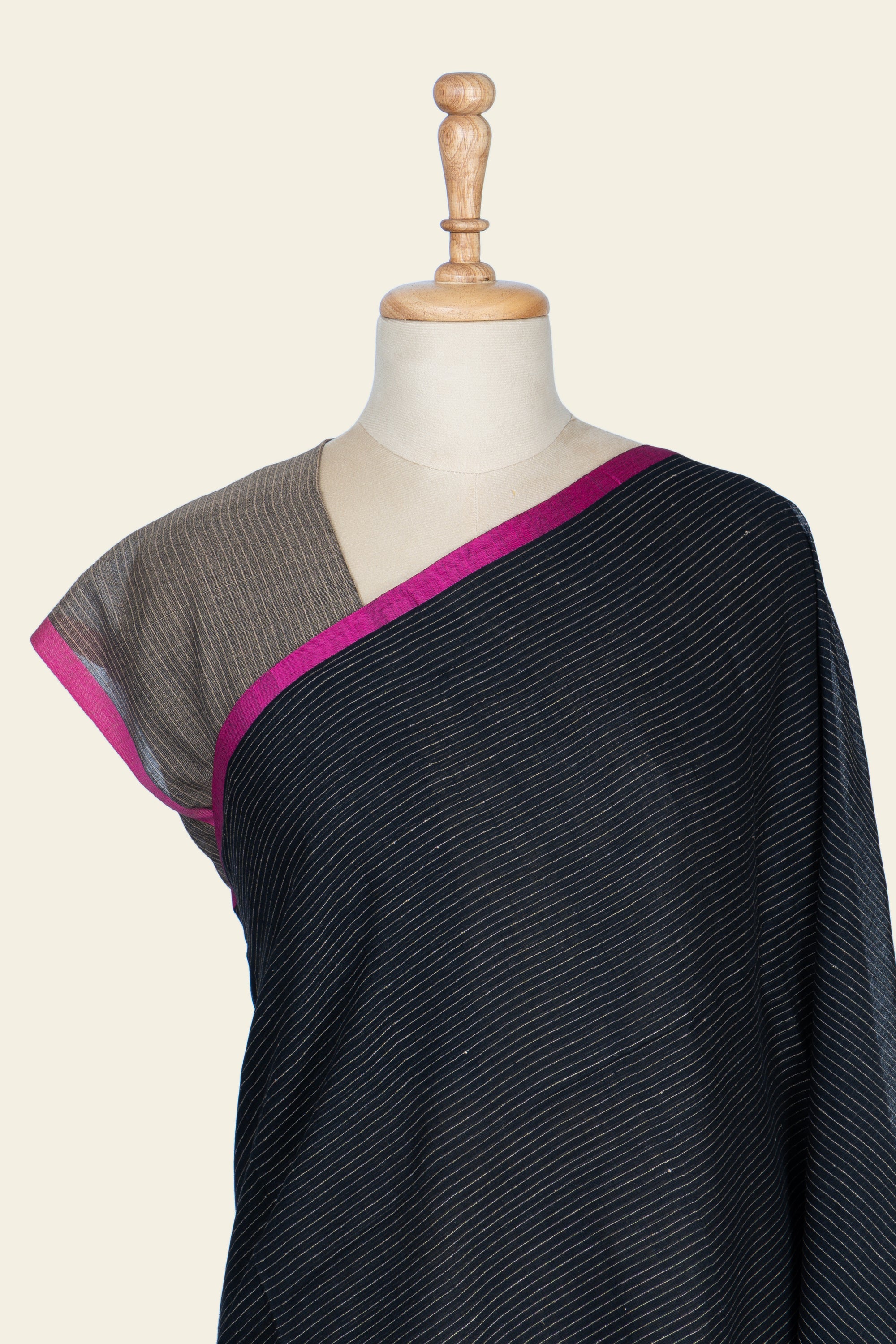 Black and Pink Checks Handwoven  Bengal Cotton Saree