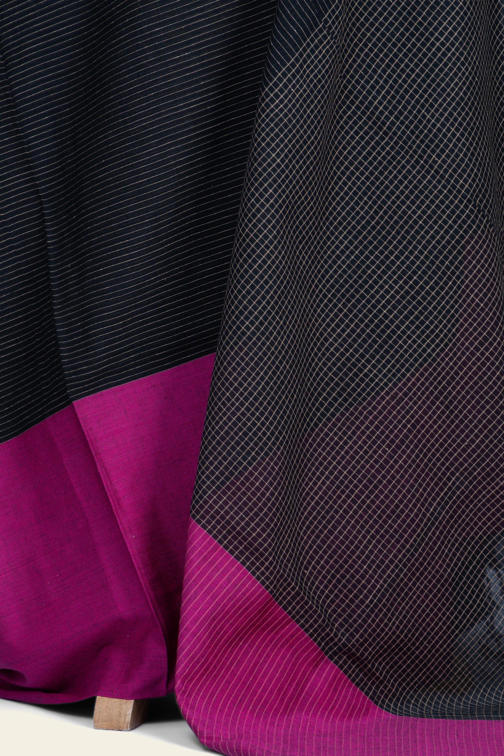 Black and Pink Checks Handwoven  Bengal Cotton Saree