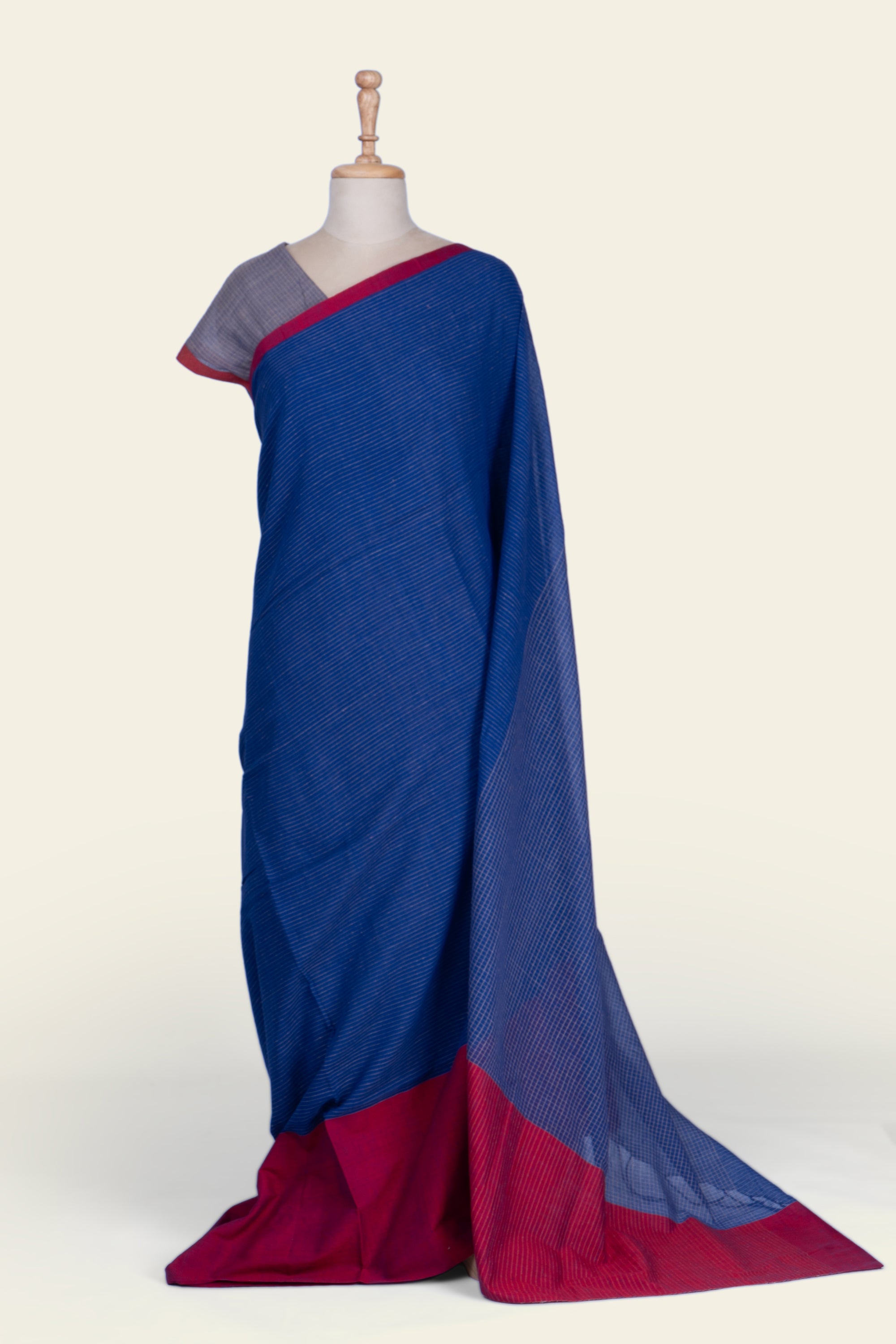Blue and Red Checks Handwoven  Bengal Cotton Saree