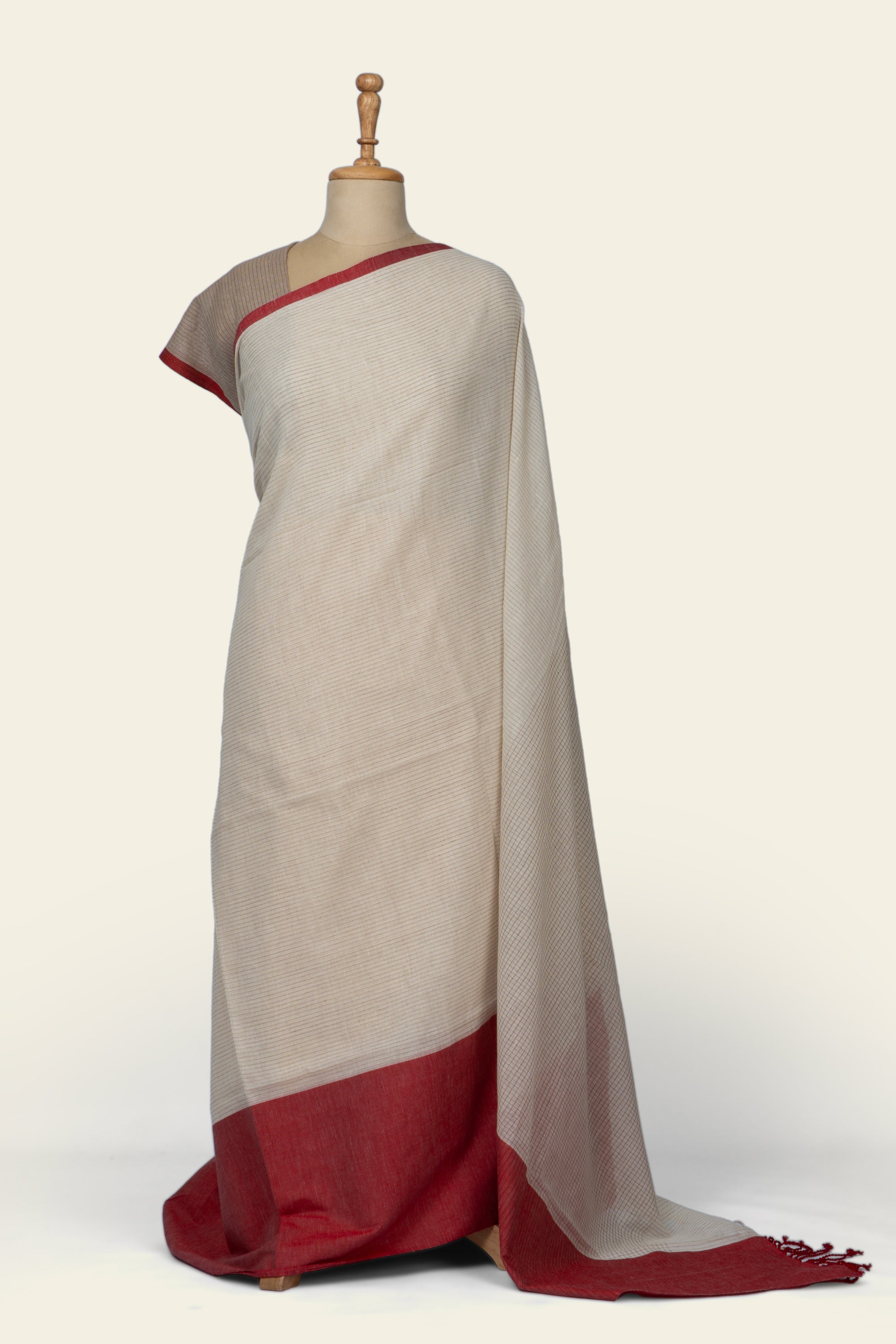 Off White and Red Checks Handwoven  Bengal Cotton Saree