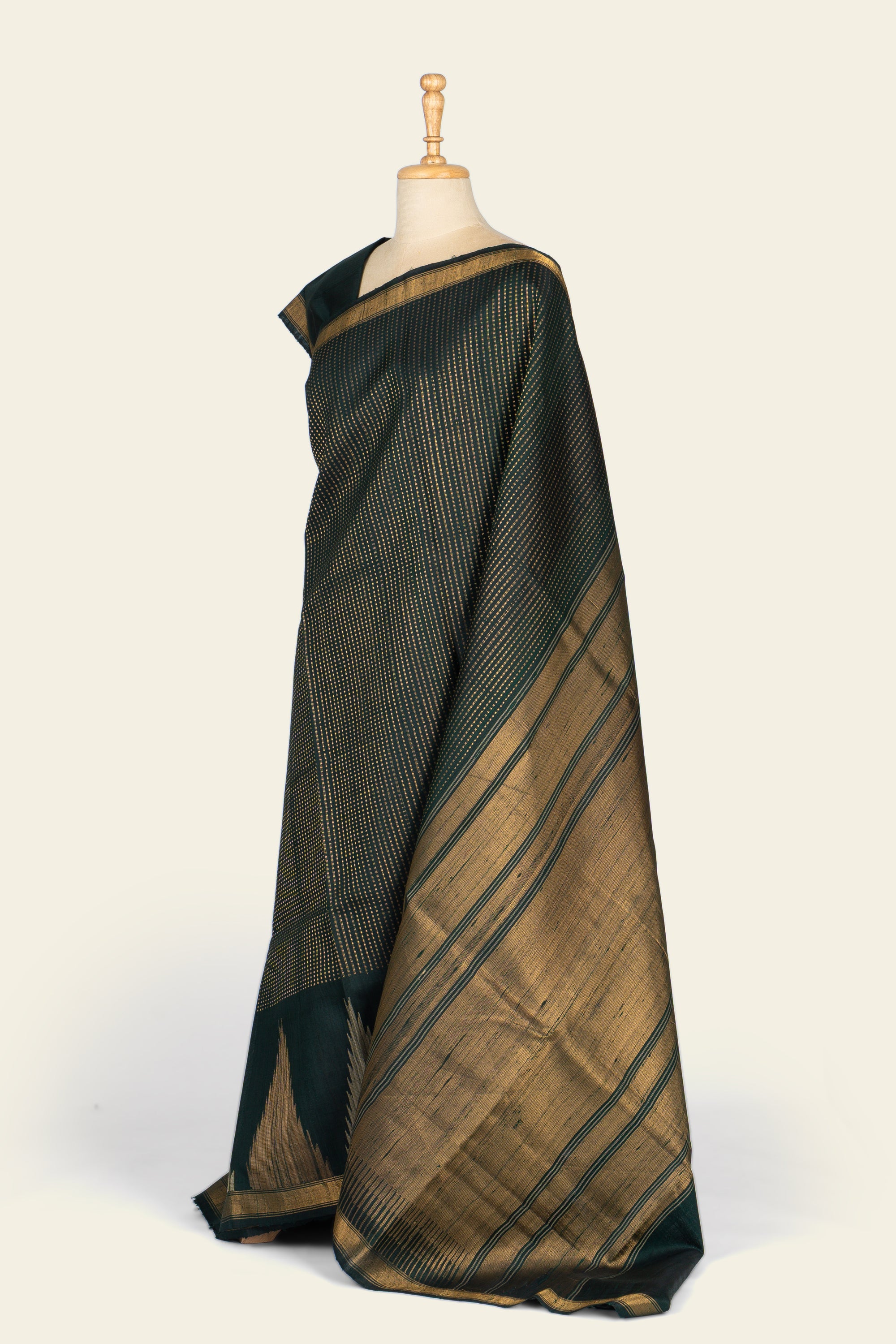 Majestic Green Chhattisgarh Raw Silk Saree