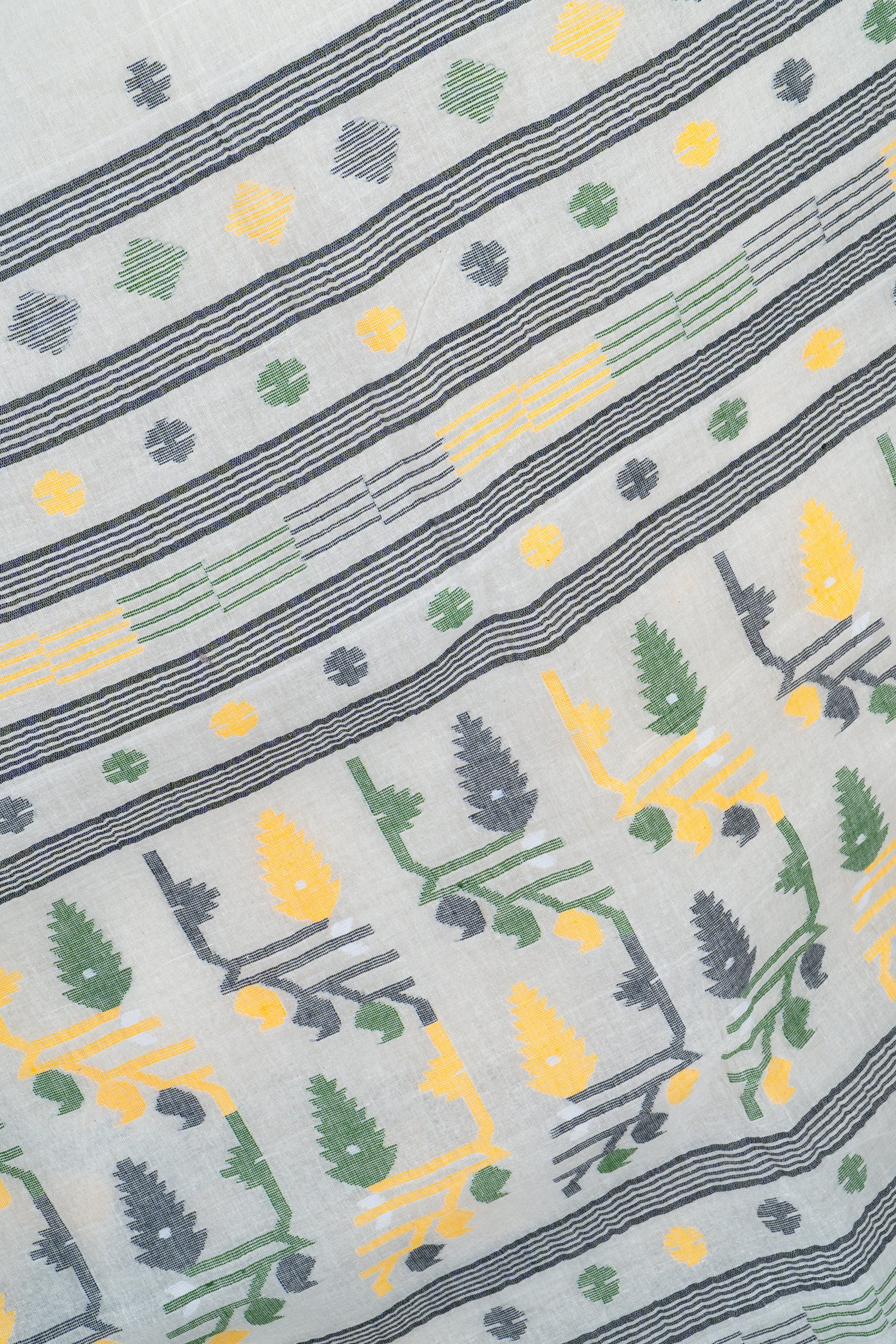 Muted White Jamdani Bengal Cotton Saree