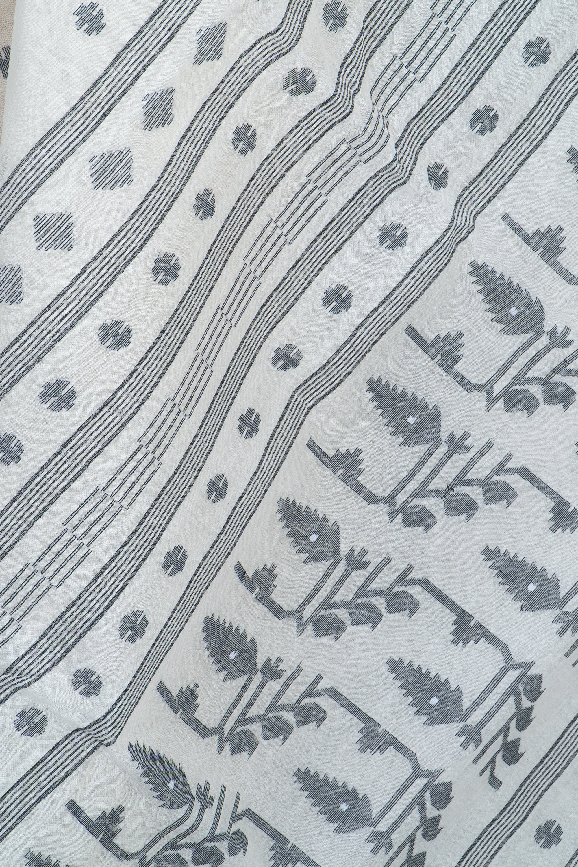 Pearl White Jamdani Bengal Cotton Saree