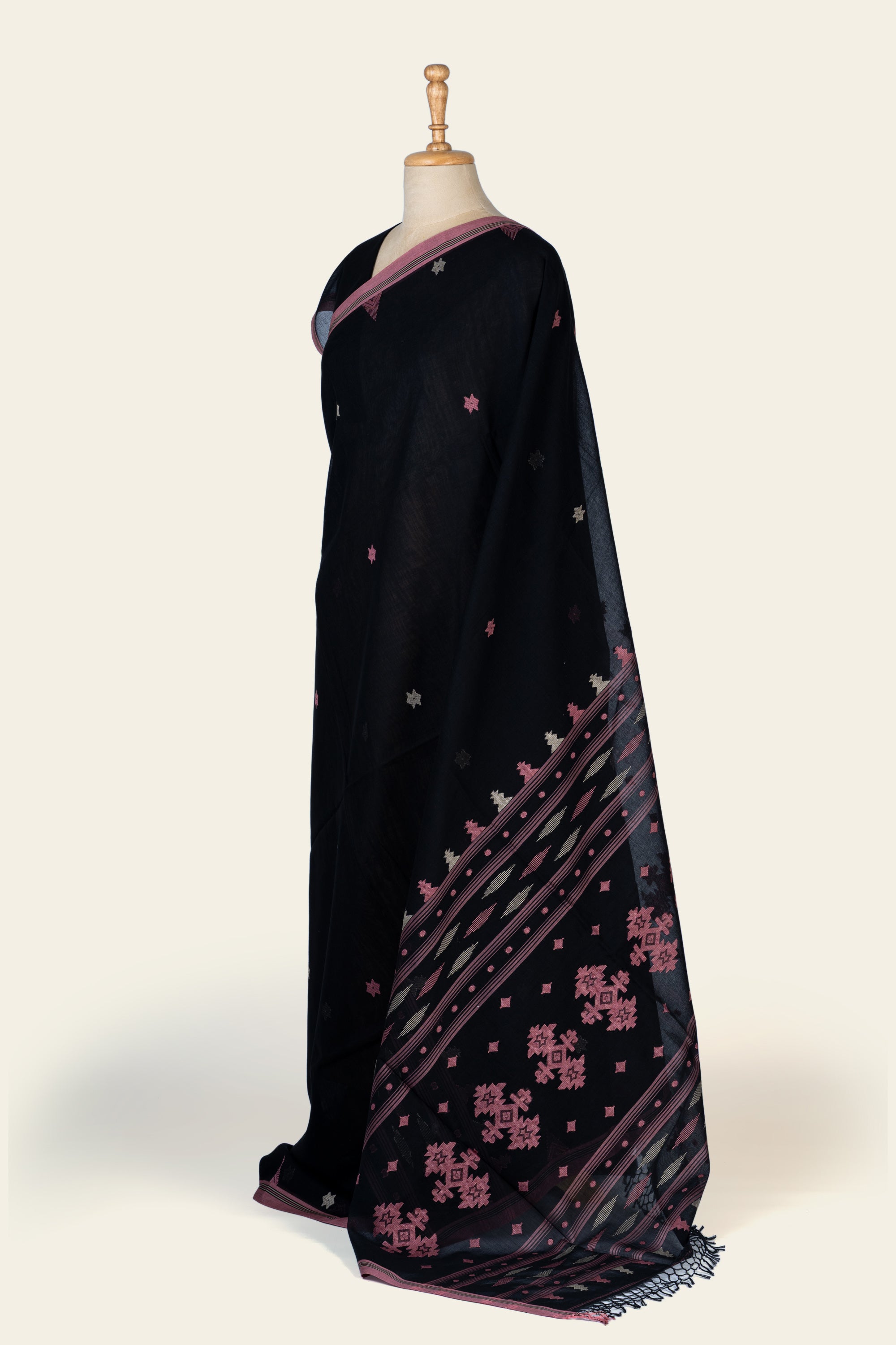 Onyx Black Handwoven Bengal Cotton Jamdani Saree
