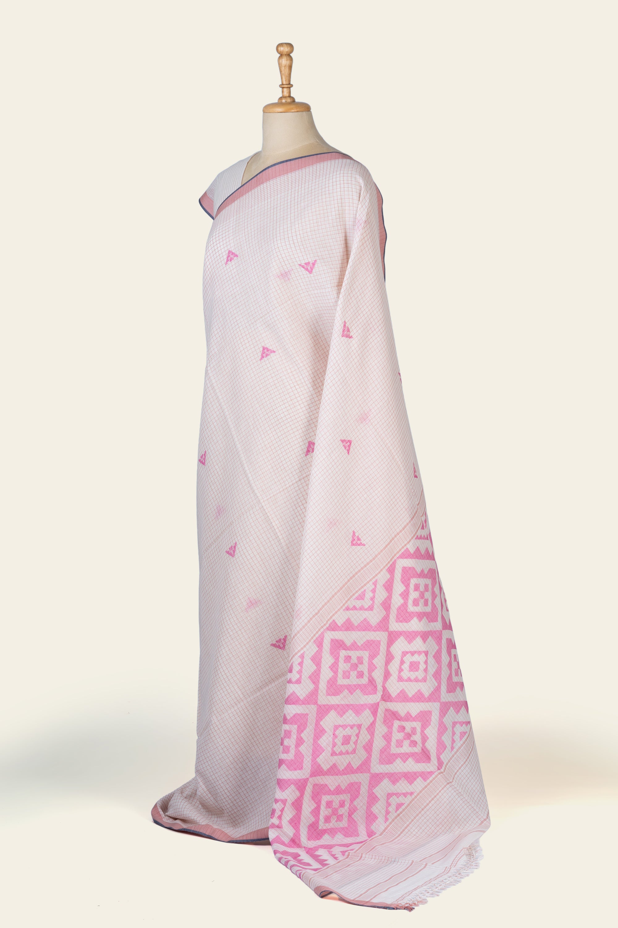 Off White Handwoven  Bengal Cotton Jamdani Saree
