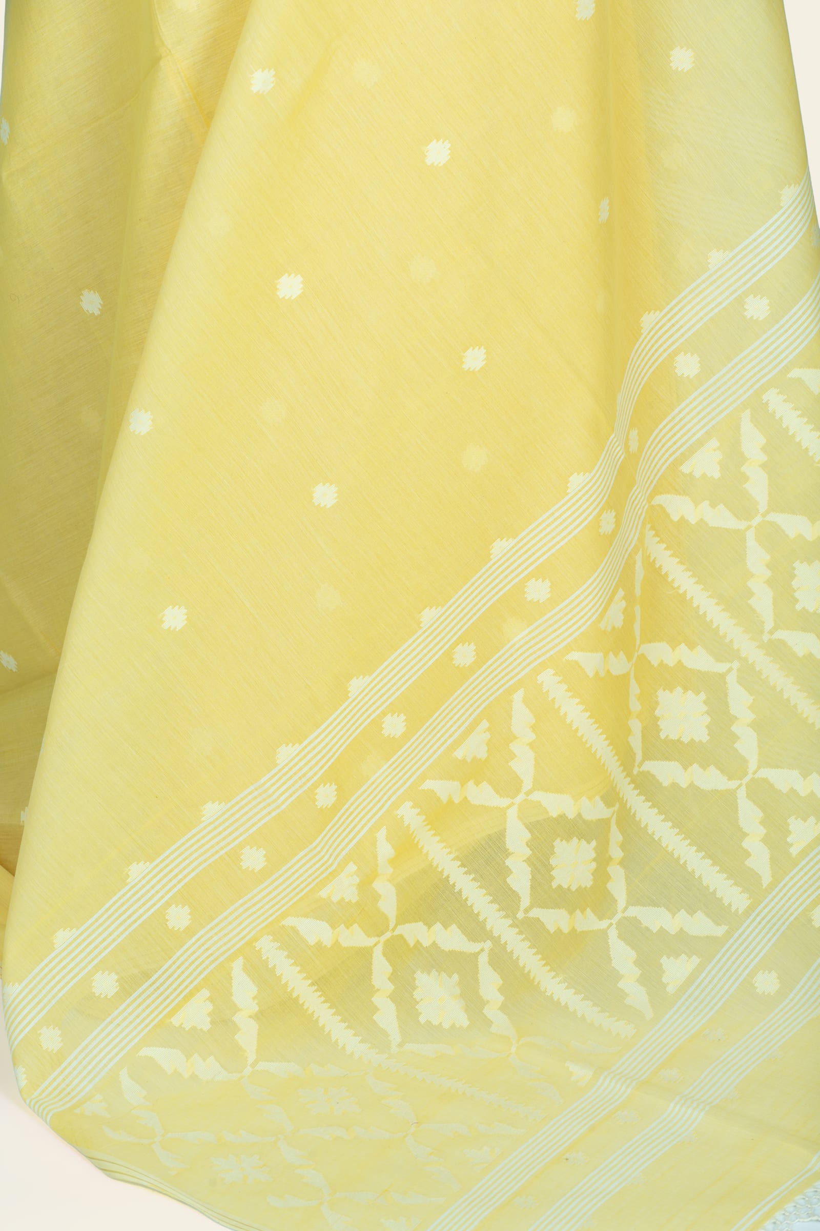 Yellow Bengal Jamdani Cotton Saree - close-up