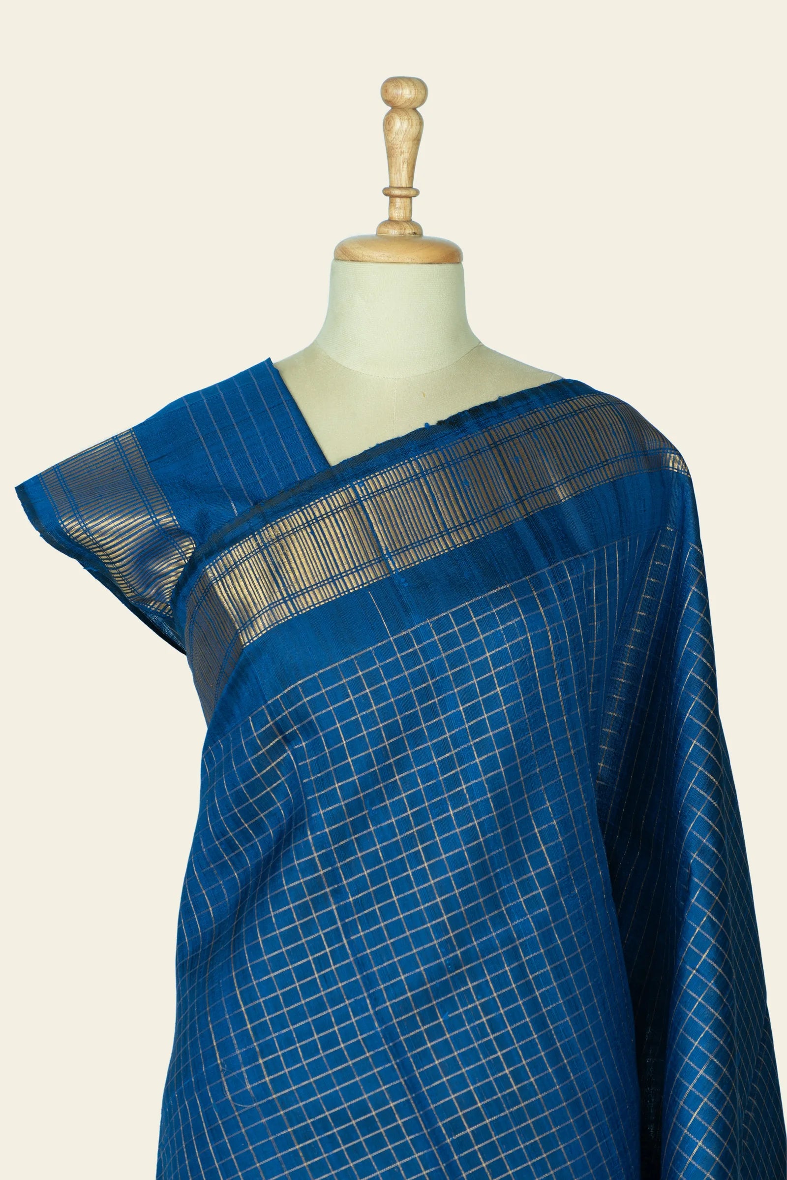 Blue Raw Silk Handwoven Saree - upper drape